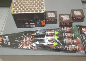 Κομοτηνή: Σύλληψη ημεδαπής για παράβαση του νόμου περί βεγγαλικών, πυροτεχνημάτων, φωτοβολίδων και παιδικών αθυρμάτων