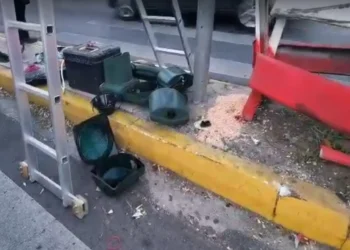 Τροχαίο με δυο νεκρούς στην Λεωφ. Κηφισίας – Μηχανή προσέκρουσε σε φανάρι