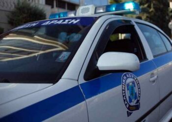 Κρήτη: Οδηγός εμβόλισε περιπολικό στο Ηράκλειο και εξαφανίστηκε