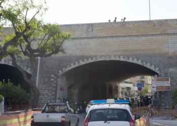 Κρήτη: Νεαρός έπεσε από τα ενετικά τείχη στο Ηράκλειο – Μεταφέρθηκε ελαφρά τραυματισμένος στο νοσοκομείο