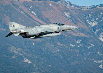 Πτώση Phantom στην Ανδραβίδα: Βρέθηκαν τα πρώτα συντρίμμια