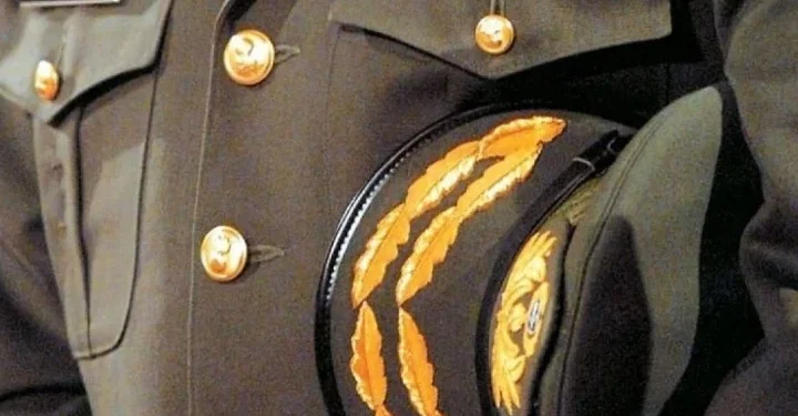 Έκτακτες κρίσεις σε Πολεμική Αεροπορία, Πολεμικό Ναυτικό και Στρατό Ξηράς