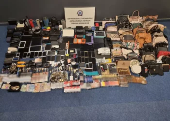 Συνελήφθη 41χρονος ημεδαπός για κλοπές από αποσκευές επιβατών στον Διεθνή Αερολιμένα Αθηνών