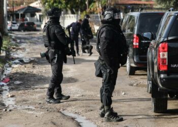 Αχαΐα: Μεγάλη αστυνομική επιχείρηση σε καταυλισμούς Ρομά – 13 συλλήψεις