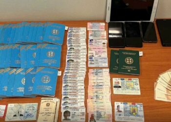 ΕΛ.ΑΣ: Εξαρθρώθηκε συμμορία που διακινούσε ταξιδιωτικά έγγραφα