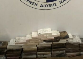 Πειραιάς: Κατασχέθηκαν 57 κιλά κοκαΐνης, αξίας 2 εκατ. ευρώ – Βρέθηκαν σε κοντέινερ από το Εκουαδόρ