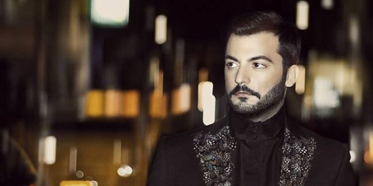 Τραγούδι δώρο του Βασίλη Καρρά στον Νίκο Ρωμανό