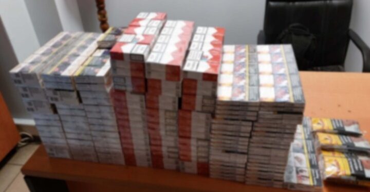 Σύλληψη 21χρονου για παρεμπόριο λαθραίων καπνικών προϊόντων