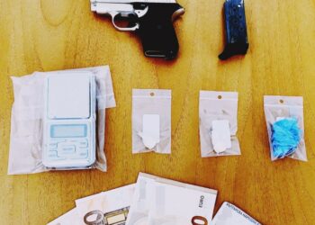 Λαμία: Σύλληψη ημεδαπού για παραβάσεις νομοθεσίας περί ναρκωτικών και όπλων