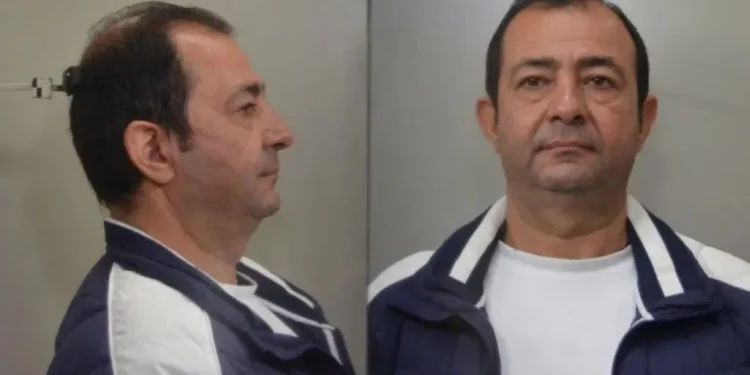 Αυτός είναι o 54χρονος Αλβανός μασέρ που βίαζε πελάτισσες στη Νέα Σμύρνη
