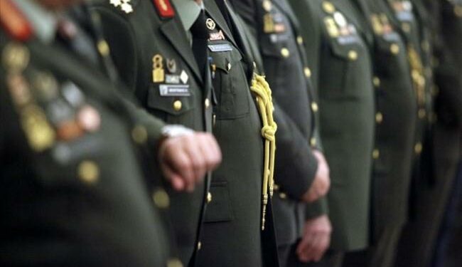 Κρίσεις στις Ένοπλες Δυνάμεις: Ποιοι Συνταγματάρχες Όπλων προάγονται, ποιοι αποστρατεύονται