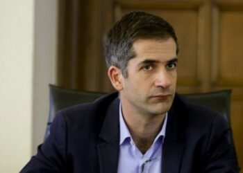 Κώστας Μπακογιάννης: Του έστειλαν απειλητική επιστολή και σφαίρα 45 χιλιοστών