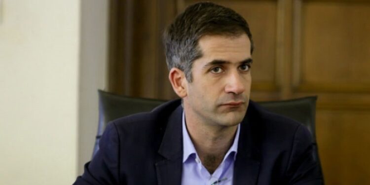 Κώστας Μπακογιάννης: Του έστειλαν απειλητική επιστολή και σφαίρα 45 χιλιοστών