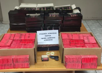 Συνελήφθησαν 4 άτομα που εμπορεύονταν παράνομα βεγγαλικά και κροτίδες