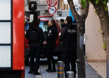 ΕΛΑΣ: Εμπρηστικός μηχανισμός με γκαζάκια στη Δάφνη κοντά στην κατοικία της διευθύντριας των φυλακών Κορυδαλλού