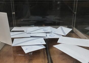 Εκλογές 2023: Συνελήφθησαν 5 άτομα με «σταυρωμένα» ψηφοδέλτια, 197 ταυτότητες και πάνω από 6000 ευρώ