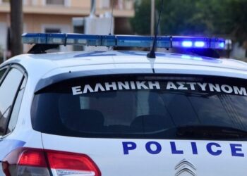 Πετρούπολη: Συνελήφθη 37χρονη που προωθούσε παράνομα μετανάστες στην Ε.Ε.