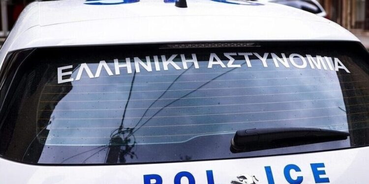 Ρόδος: Χειροπέδες σε 30χρονο- Νεαρή κατήγγειλε ότι της… σήκωσε τη φούστα και την έβγαλε φωτογραφία