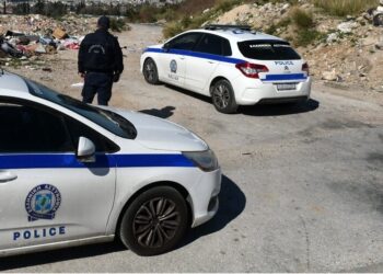 Θρακομακεδόνες: Απείλησαν με όπλο 50χρονο μέσα στο σπίτι του και τον λήστεψαν