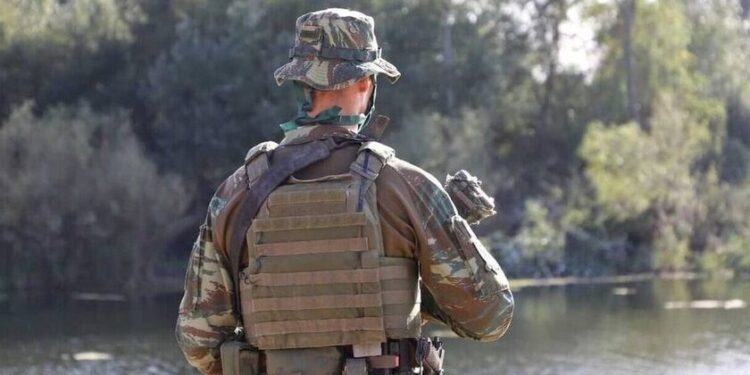 Έβρος: Από την ΕΥΠ στη φύλαξη συνόρων – Οι διάλογοι των συνοριοφυλάκων για διακίνηση μεταναστών