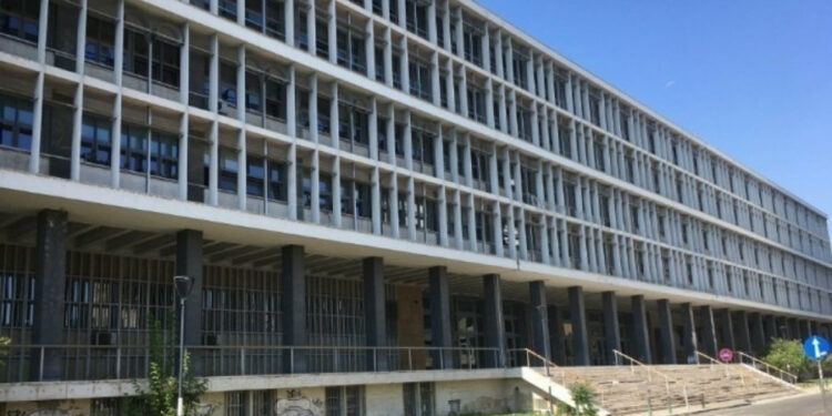 Απολογούνται σήμερα στη Θεσσαλονίκη οι 10 συλληφθέντες για το φορτίο των 105 κιλών κοκαΐνης