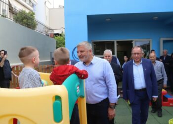 Στο Δήμο Πετρούπολης ο Περιφερειάρχης Αττικής – Με χρηματοδότηση της Περιφέρειας Αττικής ύψους 18 εκατ. ευρώ, υλοποιούνται σημαντικά έργα και αναπτυξιακές δράσεις στην πόλη