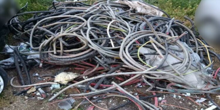 Ορεστιάδα: Συνελήφθησαν 4 ημεδαποί που αφαίρεσαν 2 τόνους καλώδια χαλκού από εργοστάσιο