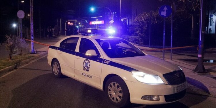 Γλυφάδα: Ανήλικοι μαχαίρωσαν 14χρονους και τραυμάτισαν αστυνομικούς – Επεισοδιακή η σύλληψή τους