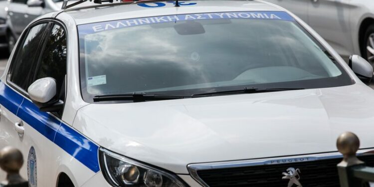 Ίλιον: Συμμορία ανηλίκων χτύπησε και λήστεψε τρεις 16χρονους – Συλλήψεις πέντε ατόμων