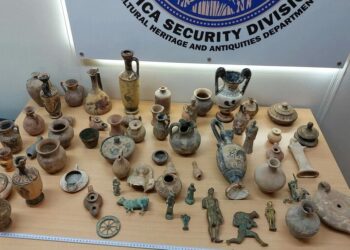 Αττική: Αρχαιολογικός «θησαυρός» εντοπίστηκε σε δασική περιοχή της Πάρνηθας