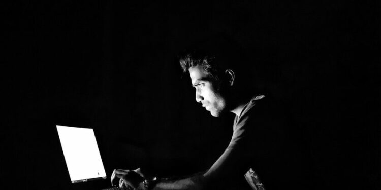 Θεσσαλονίκη: Ελεύθερος ο 16χρονος που διακινούσε υλικό παιδικής πορνογραφίας