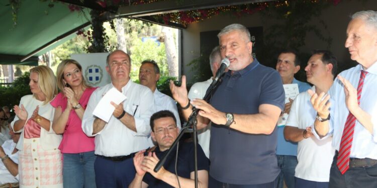 Στον Δήμο Διονύσου ο Περιφερειάρχης Αττικής Γ. Πατούλης – Πάνω από 35 εκ. ευρώ από την Περιφέρεια για έργα και αναπτυξιακές δράσεις