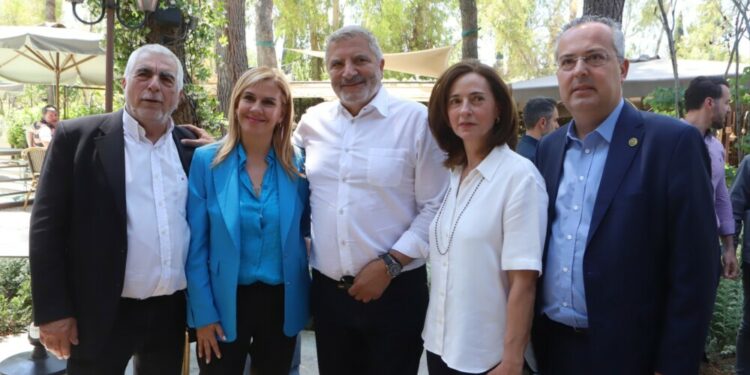 Περίπου 10 εκ. ευρώ από την Περιφέρεια για έργα και αναπτυξιακές δράσεις σε Παπάγο και Χολαργό – Εντάχθηκαν έργα άλλων 5 εκ. ευρώ στο νέο προϋπολογισμό της Περιφέρειας