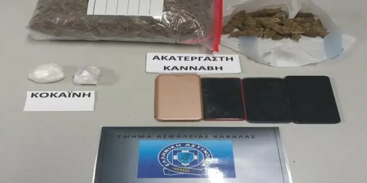 Συνελήφθησαν τρία άτομα κατηγορούμενα για παραβάσεις του νόμου περί ναρκωτικών