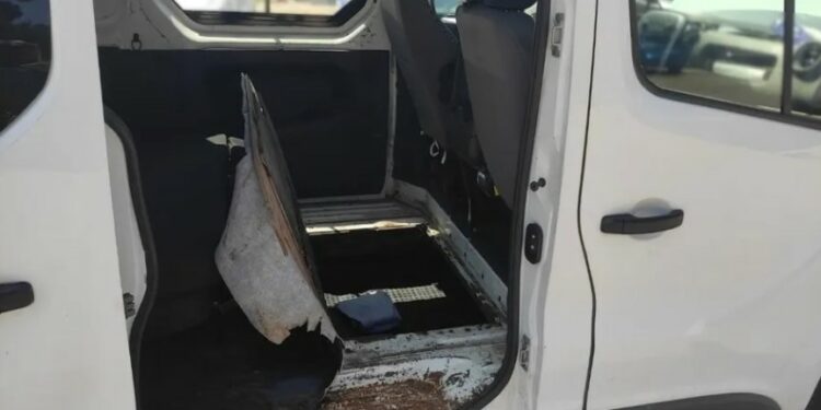 Έβρος: Συνελήφθησαν 4 διακινητές με 34 μη νόμιμους μετανάστες