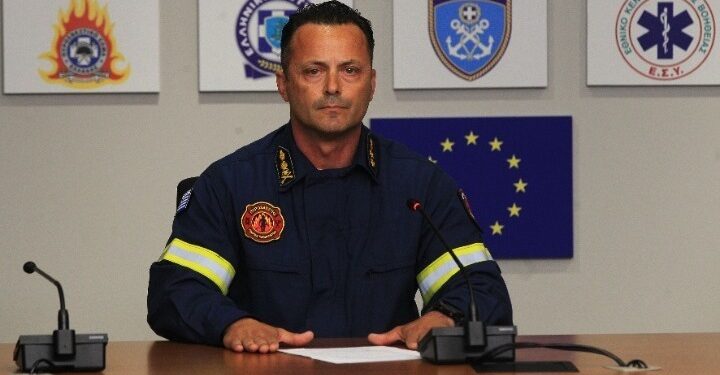 Σε εξέλιξη μεγάλη αναζωπύρωση στη Ρόδο- Στην Κέρκυρα απομακρύνθηκαν με ασφάλεια 2466 πολίτες – Συνελήφθη ένα άτομο στην Αρκαδία