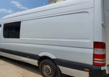 Σουφλί: Εντοπισμός μεταναστών σε κρύπτη στο χώρο εμπορευμάτων φορτηγού