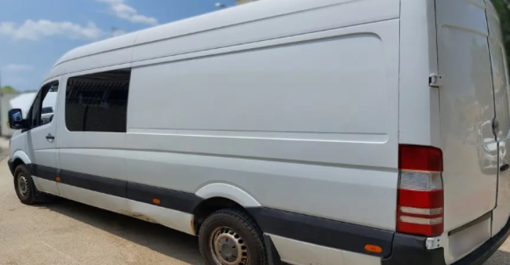 Σουφλί: Εντοπισμός μεταναστών σε κρύπτη στο χώρο εμπορευμάτων φορτηγού