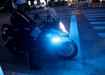 Θρίλερ στα Τρίκαλα: Αντρας βρέθηκε νεκρός και δεμένος μέσα σε διαμέρισμα