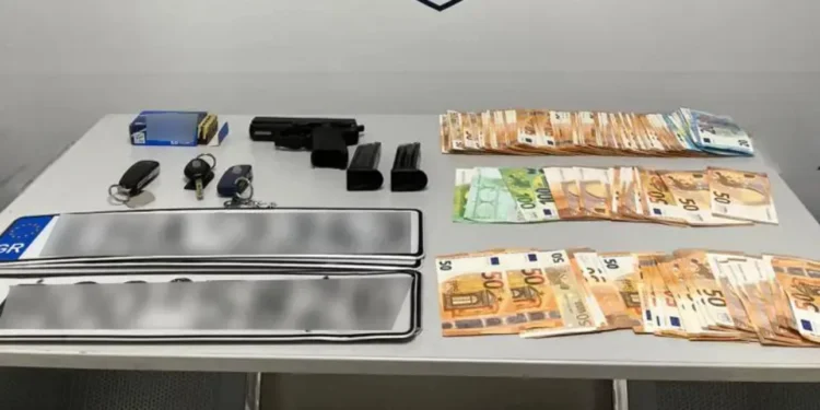 Εξαρθρώθηκε σπείρα που διέπραττε ένοπλες ληστείες σε χρηματαποστολές την ώρα ανεφοδιασμού ΑΤΜ