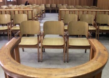 Προφυλακιστέοι οι 4 από τους 8 κατηγορούμενους για παράνομες υιοθεσίες και εμπορία βρεφών