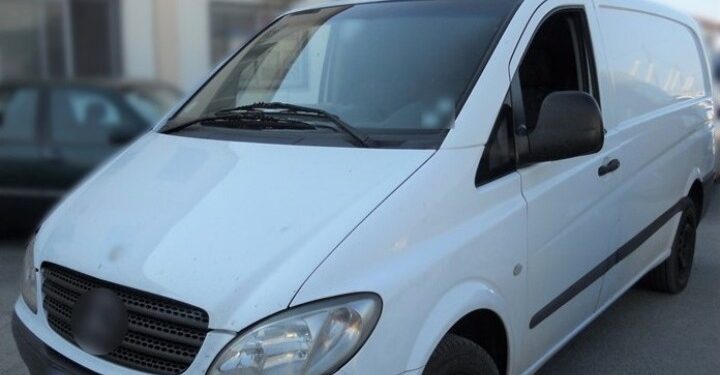 Αλεξανδρούπολη: Χειροπέδες σε πέντε διακινητές, για προώθηση μη νόμιμων μεταναστών