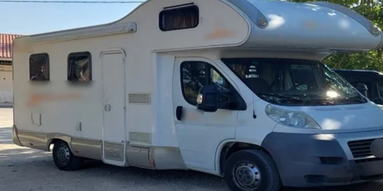 Έβρος: Συνελήφθησαν 4 διακινητές με 15 μη νόμιμους μετανάστες