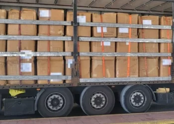 Πάτρα: Πάνω από 14 τόνους λαθραίου καπνού κατάσχεσαν οι Αρχές στο λιμάνι με προορισμό την Ιταλία