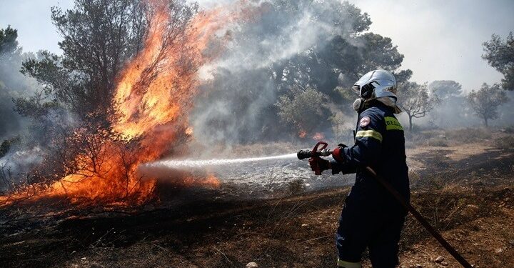 Εξιχνιάσθηκε υπόθεση εμπρησμού στον Ασπρόπυργο – Ταυτοποιήθηκε και προσήχθη ένα άτομο