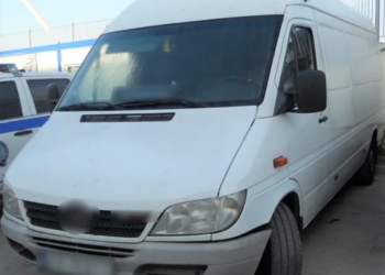 Συνελήφθησαν 8 διακινητές με συνολικά 33 μη νόμιμους μετανάστες