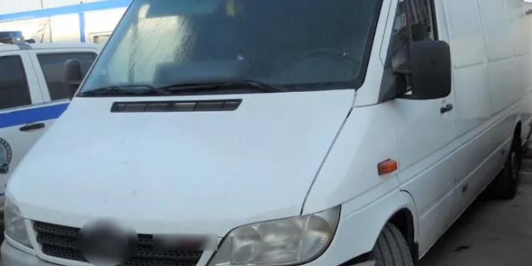 Συνελήφθησαν 8 διακινητές με συνολικά 33 μη νόμιμους μετανάστες