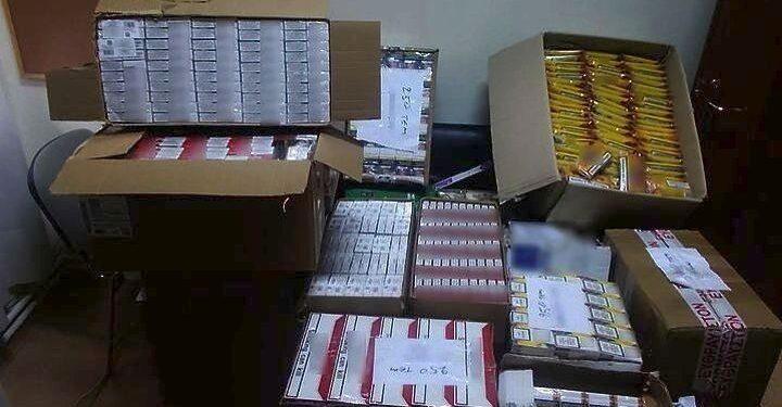 ΑΑΔΕ: Ποσό άνω του ενός εκατ. ευρώ δεσμεύτηκε από τα Τελωνεία – Κατασχέθηκαν πάνω από 140.000 λαθραία τσιγάρα, πούρα και καπνός