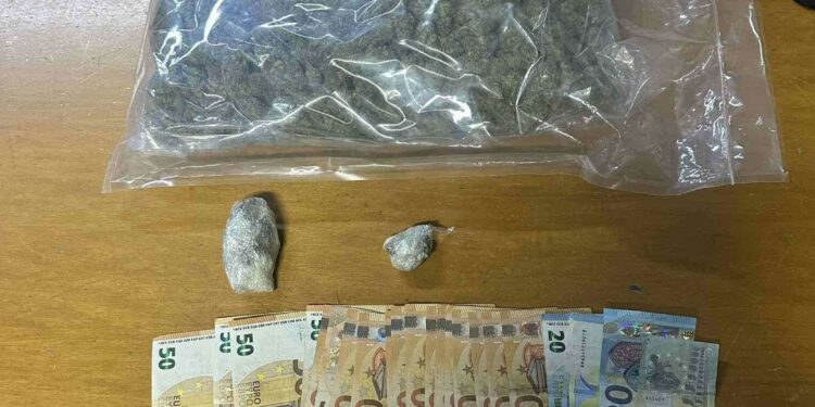 Σύλληψη Αλβανού για κατοχή ναρκωτικών