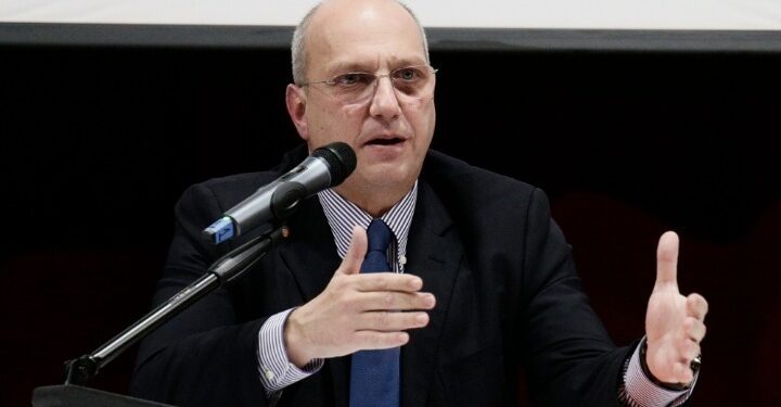 Γ. Οικονόμου: Καθημερινά 100 τροχονόμοι στους δρόμους της Αθήνας, υπερδιπλάσιοι από ό,τι ήταν το προηγούμενο διάστημα